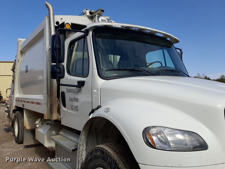 image for item DP2731 2021 Freightliner  Business Class M2 106 refuse truck