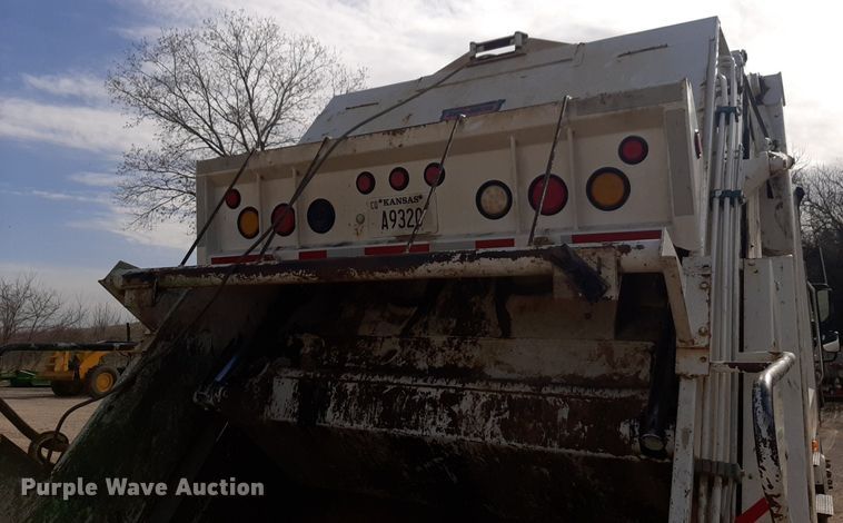 image for item DP2731 2021 Freightliner  Business Class M2 106 refuse truck