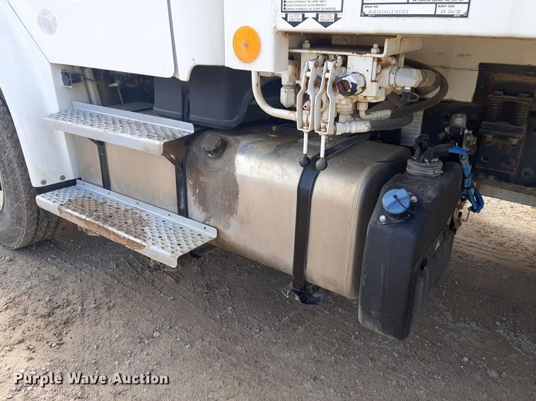 image for item DP2731 2021 Freightliner  Business Class M2 106 refuse truck