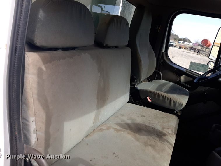 image for item DP2731 2021 Freightliner  Business Class M2 106 refuse truck