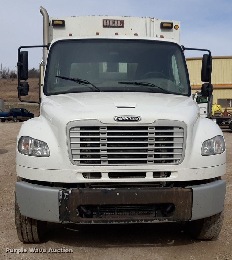 image for item DP2732 2015 Freightliner Business Class M2 106 refuse truck