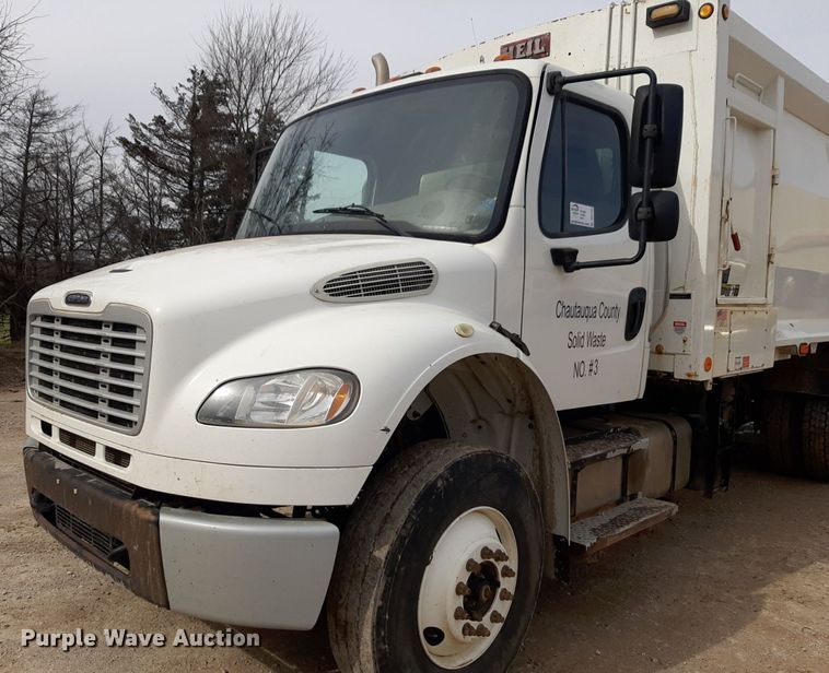 image for item DP2732 2015 Freightliner Business Class M2 106 refuse truck