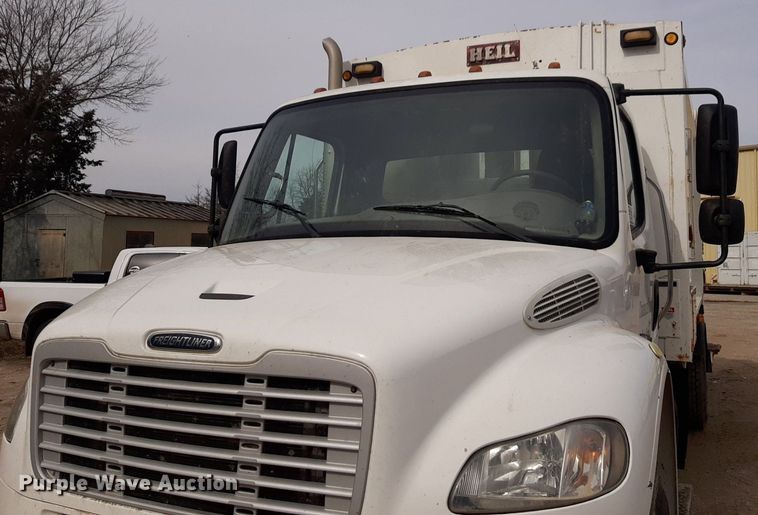 image for item DP2732 2015 Freightliner Business Class M2 106 refuse truck