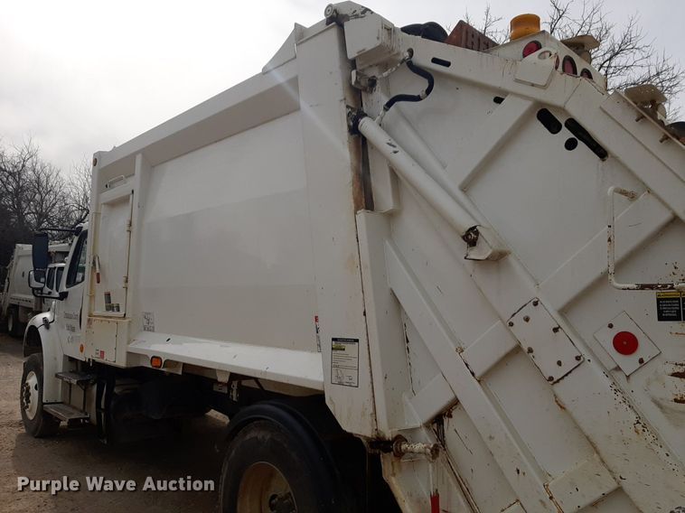 image for item DP2732 2015 Freightliner Business Class M2 106 refuse truck