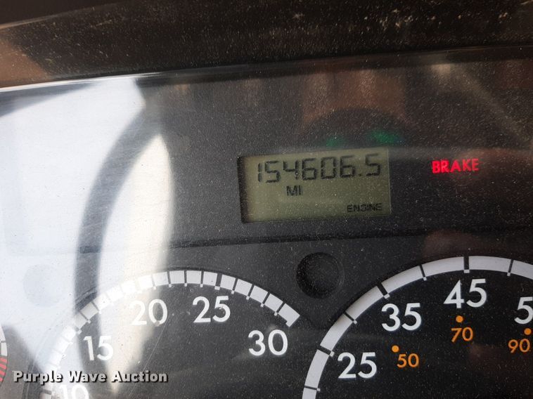 image for item DP2732 2015 Freightliner Business Class M2 106 refuse truck