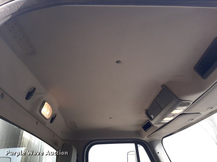 image for item DP2732 2015 Freightliner Business Class M2 106 refuse truck