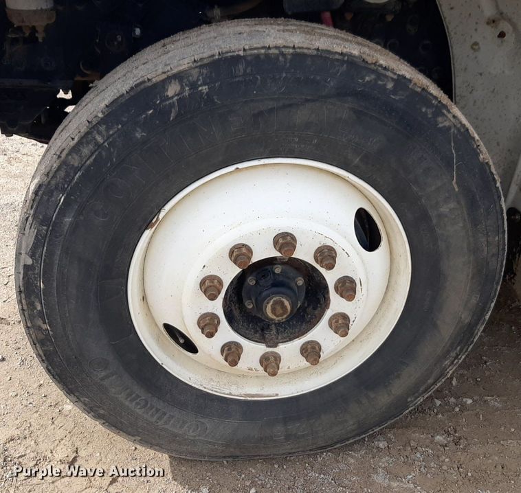 image for item DP2732 2015 Freightliner Business Class M2 106 refuse truck