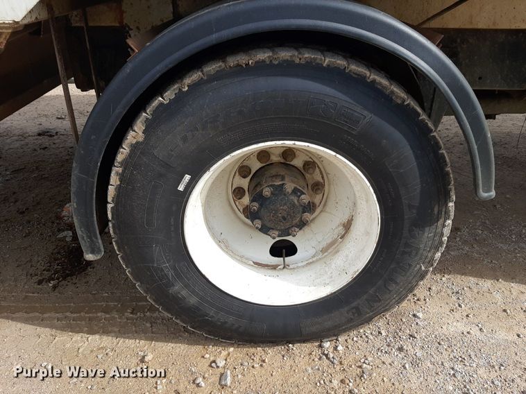 image for item DP2732 2015 Freightliner Business Class M2 106 refuse truck