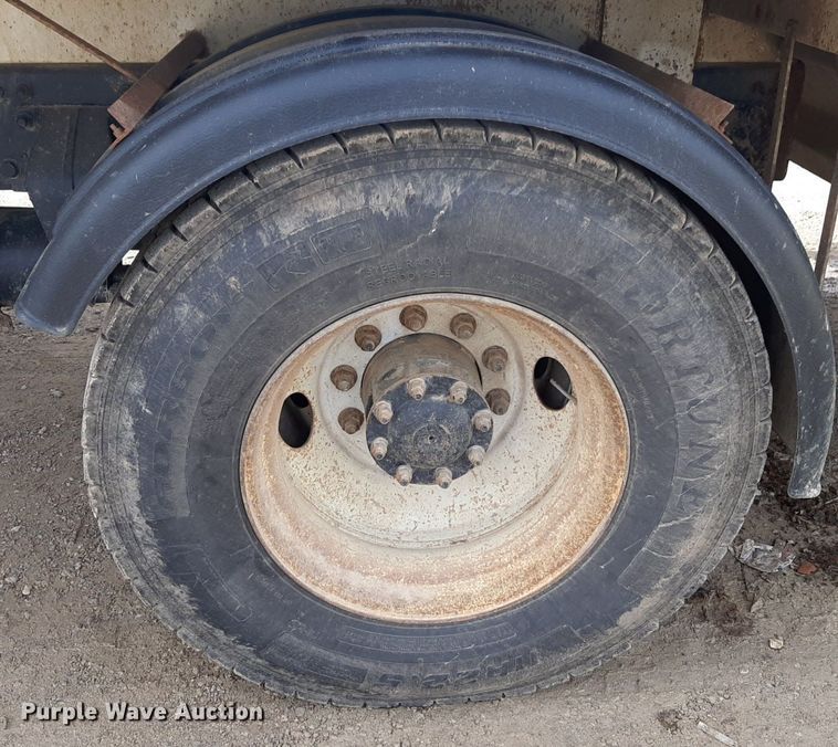 image for item DP2732 2015 Freightliner Business Class M2 106 refuse truck