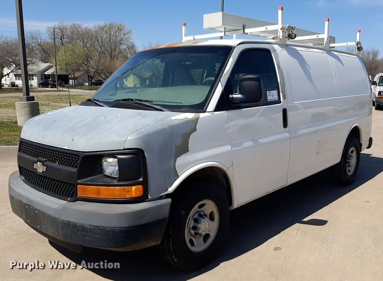 image for item DP2741 2009 Chevrolet Express 2500 van