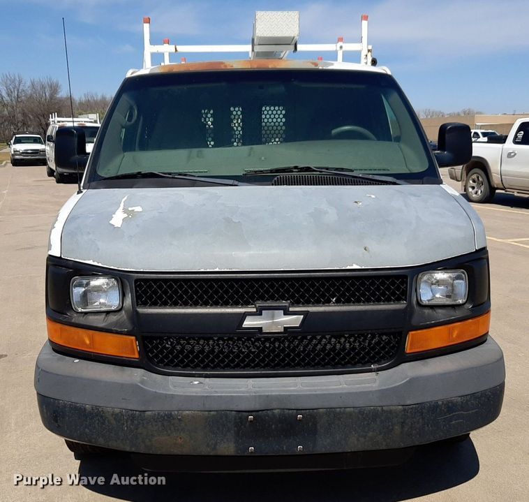 image for item DP2741 2009 Chevrolet Express 2500 van