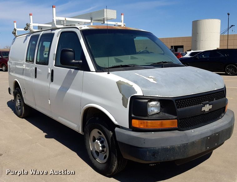 image for item DP2741 2009 Chevrolet Express 2500 van