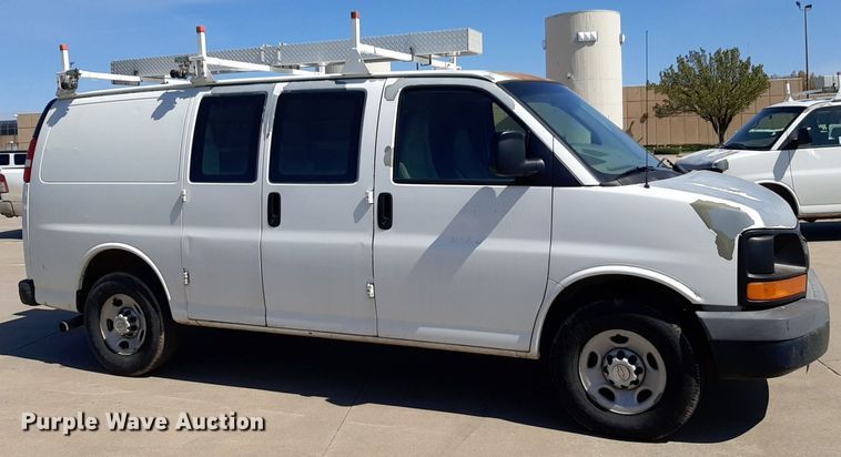 image for item DP2741 2009 Chevrolet Express 2500 van