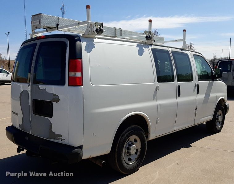 image for item DP2741 2009 Chevrolet Express 2500 van