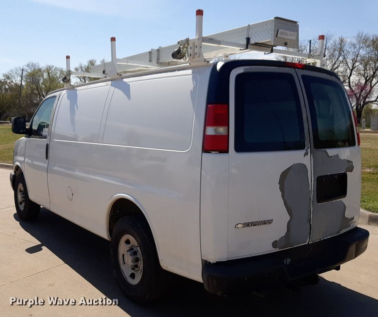 image for item DP2741 2009 Chevrolet Express 2500 van