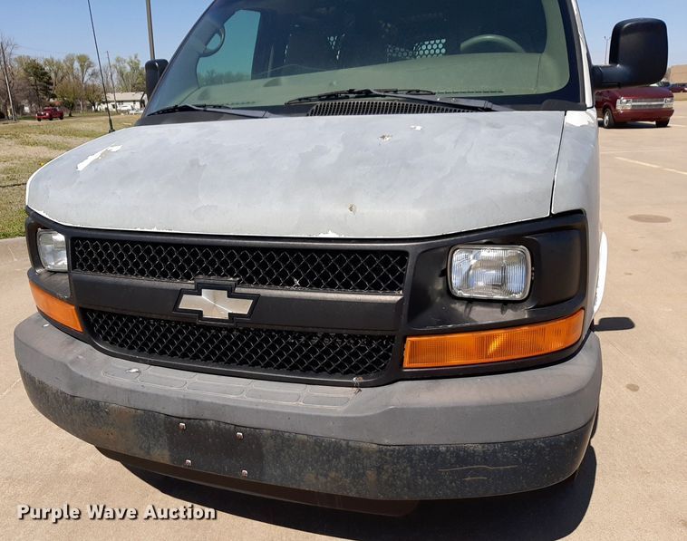 image for item DP2741 2009 Chevrolet Express 2500 van