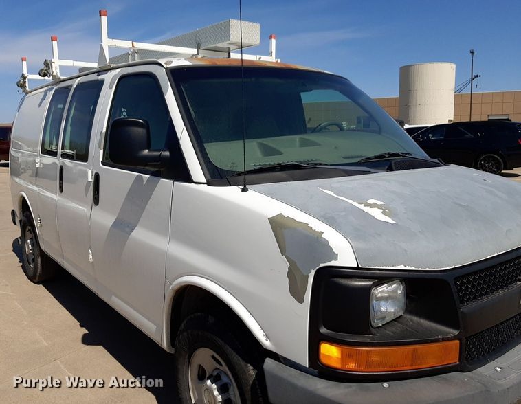 image for item DP2741 2009 Chevrolet Express 2500 van