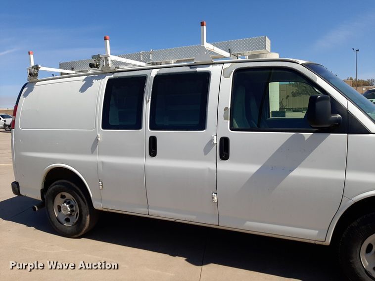 image for item DP2741 2009 Chevrolet Express 2500 van