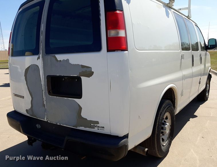 image for item DP2741 2009 Chevrolet Express 2500 van