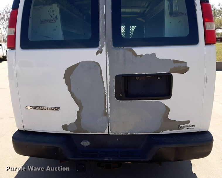 image for item DP2741 2009 Chevrolet Express 2500 van