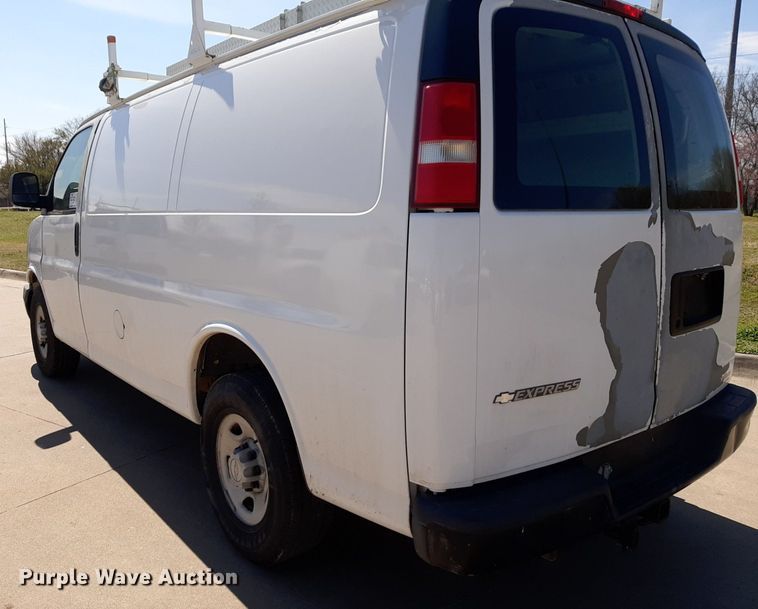 image for item DP2741 2009 Chevrolet Express 2500 van