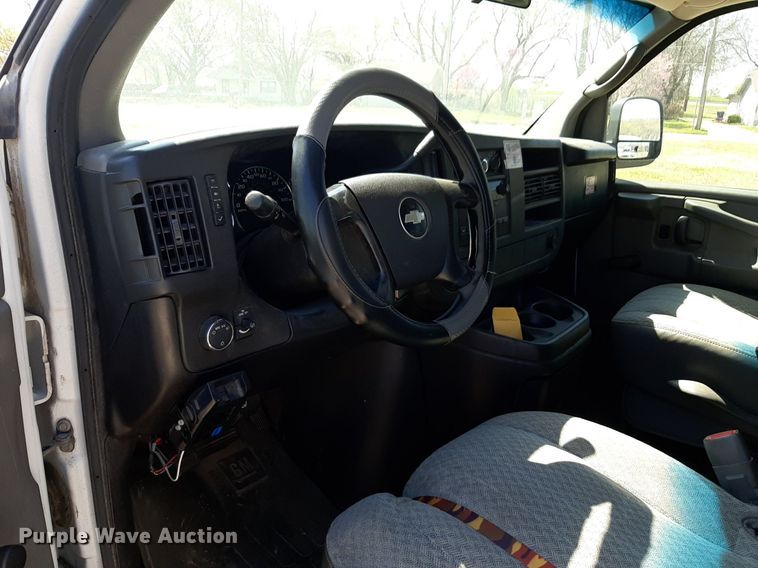 image for item DP2741 2009 Chevrolet Express 2500 van