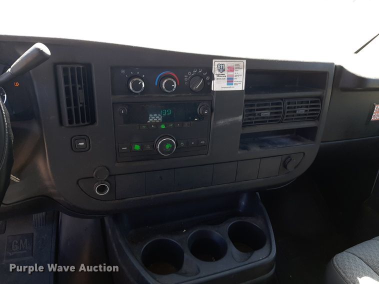 image for item DP2741 2009 Chevrolet Express 2500 van