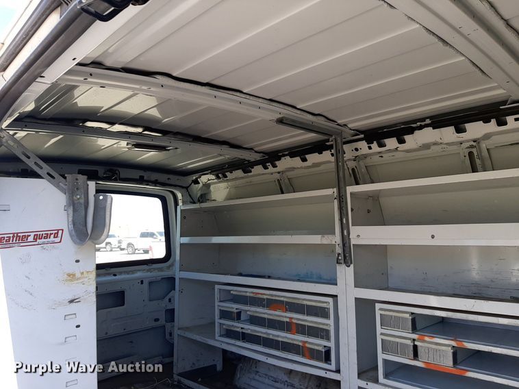 image for item DP2741 2009 Chevrolet Express 2500 van