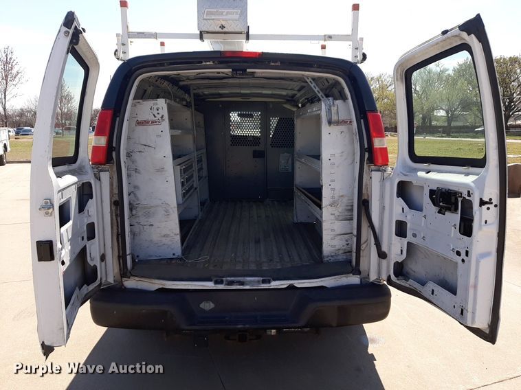 image for item DP2741 2009 Chevrolet Express 2500 van