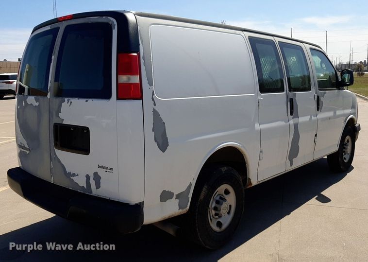 image for item DP2742 2007 Chevrolet Express 2500 van