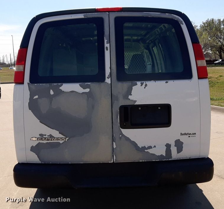 image for item DP2742 2007 Chevrolet Express 2500 van