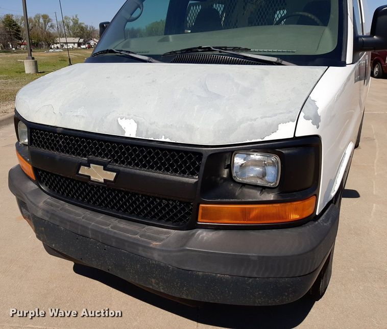 image for item DP2742 2007 Chevrolet Express 2500 van
