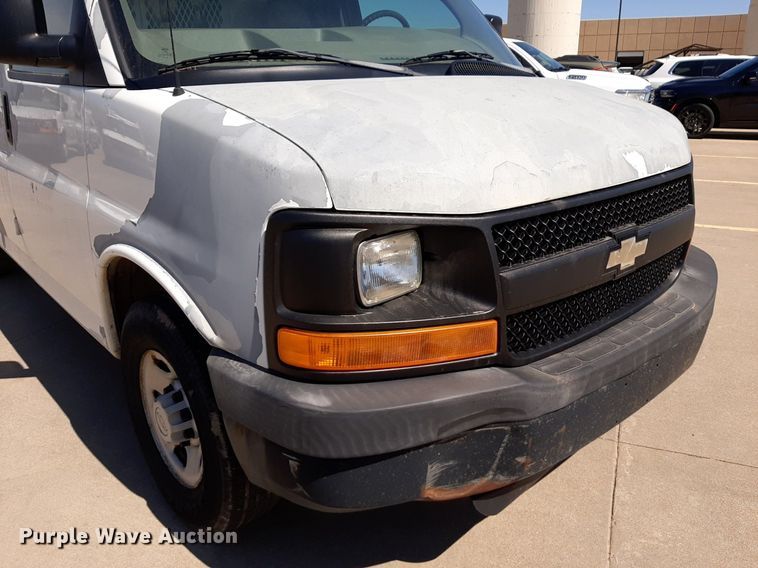 image for item DP2742 2007 Chevrolet Express 2500 van