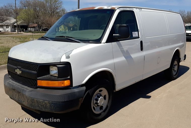 image for item DP2745 2007 Chevrolet Express 2500 van