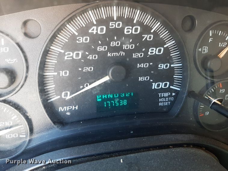 image for item DP2746 2005 Chevrolet  Express 2500 van