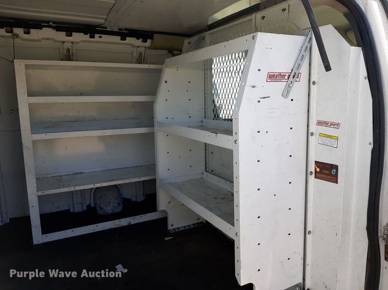 image for item DP2746 2005 Chevrolet  Express 2500 van