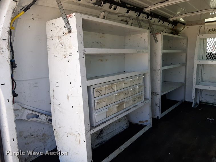 image for item DP2746 2005 Chevrolet  Express 2500 van