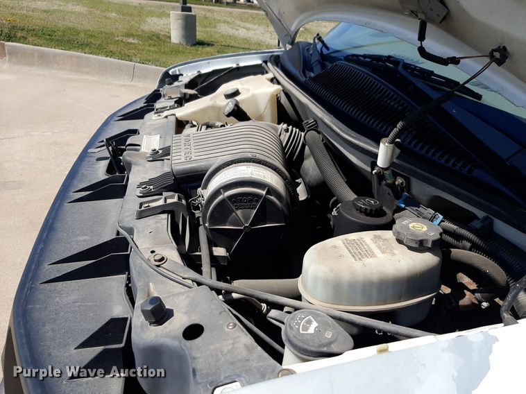 image for item DP2746 2005 Chevrolet  Express 2500 van