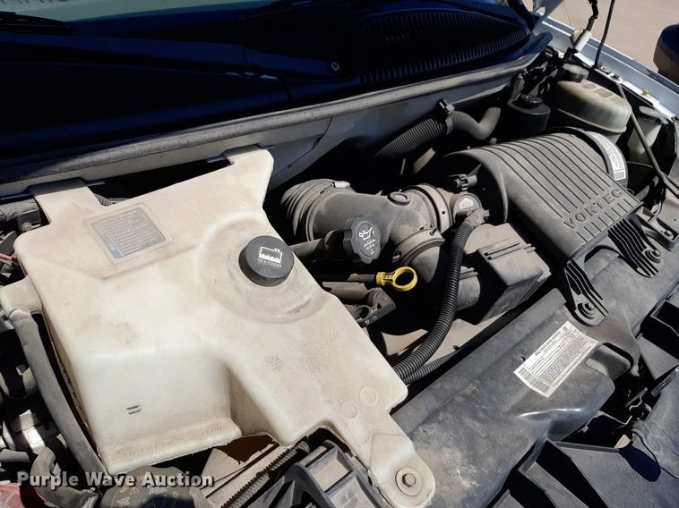 image for item DP2746 2005 Chevrolet  Express 2500 van