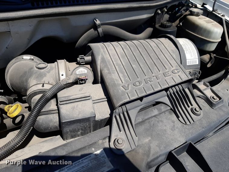 image for item DP2746 2005 Chevrolet  Express 2500 van