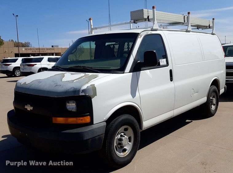 image for item DP2747 2008 Chevrolet Express 2500 van