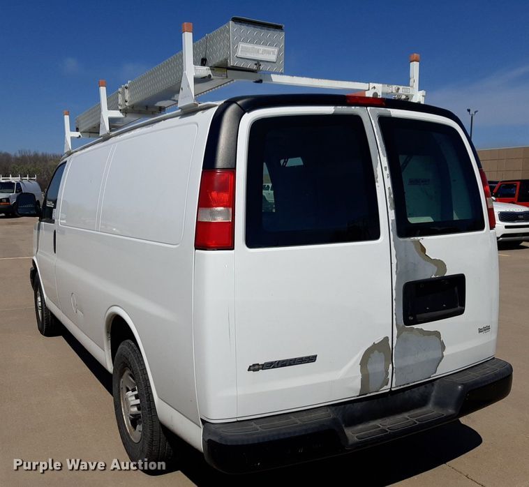 image for item DP2747 2008 Chevrolet Express 2500 van