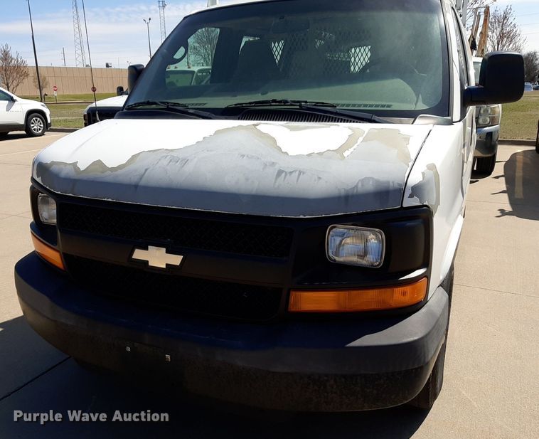 image for item DP2747 2008 Chevrolet Express 2500 van