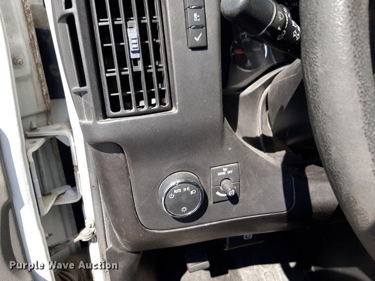 image for item DP2747 2008 Chevrolet Express 2500 van