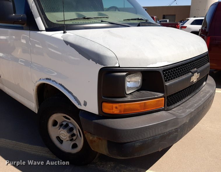 image for item DP2748 2007 Chevrolet Express 2500 van
