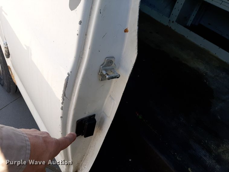 image for item DP2748 2007 Chevrolet Express 2500 van