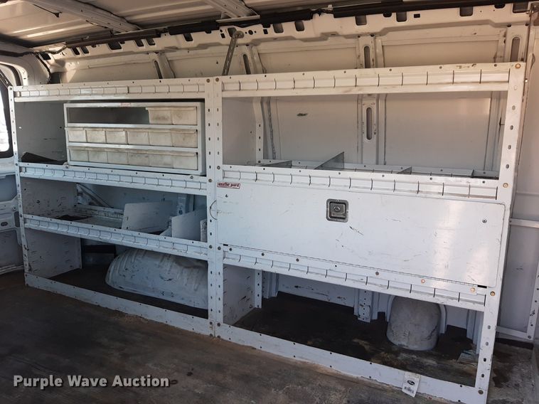 image for item DP2748 2007 Chevrolet Express 2500 van