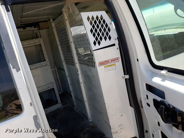 image for item DP2748 2007 Chevrolet Express 2500 van