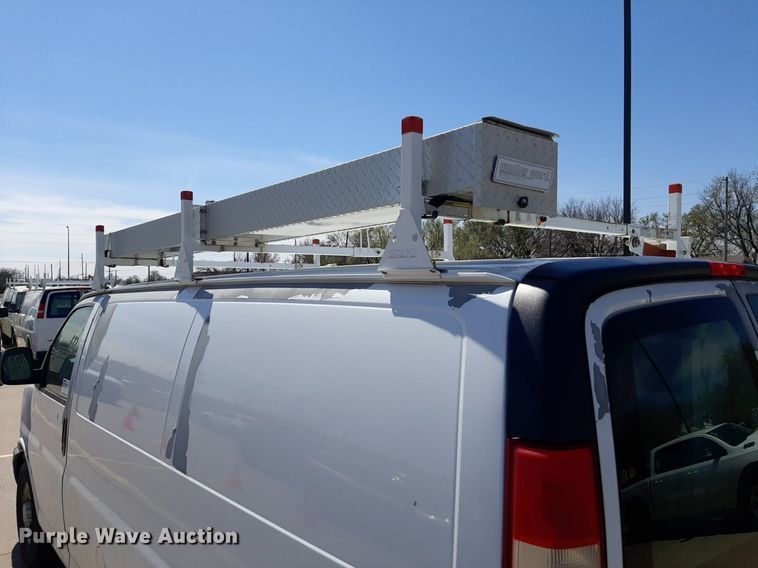 image for item DP2749 2007 Chevrolet Express 2500 van