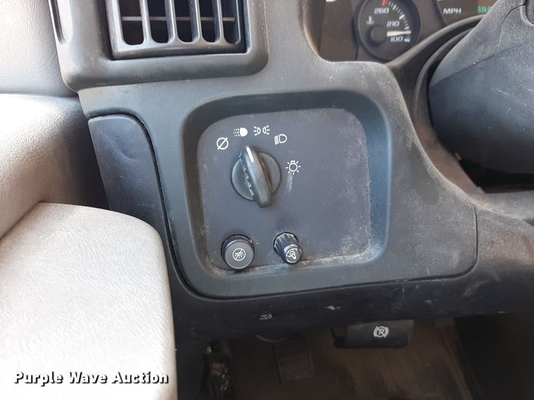 image for item DP2749 2007 Chevrolet Express 2500 van